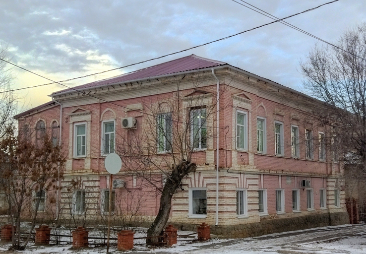 Административно-жилое здание Репниковых-Горевых)
